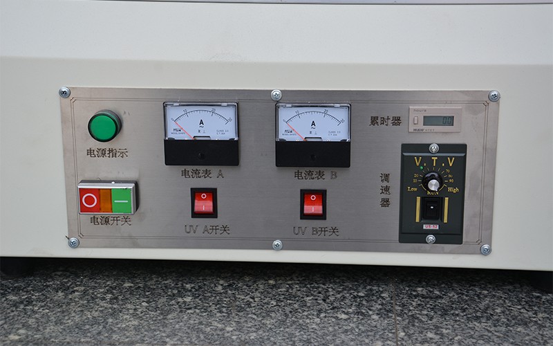 桌面式1KW2組燈 無腳輪固化機(jī).jpg